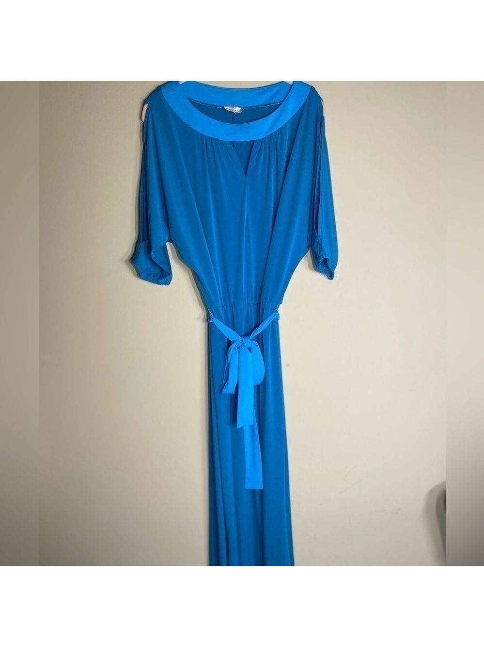Hot In Hollywood Cold Shoulder Blue Maxi Dress M